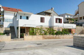 Apartments with a parking space Hvar - 4635